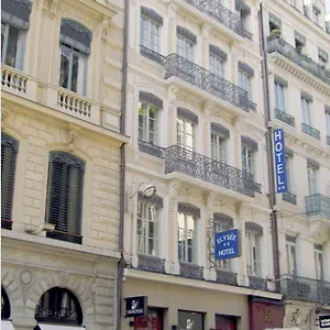 2* Otel Elysee